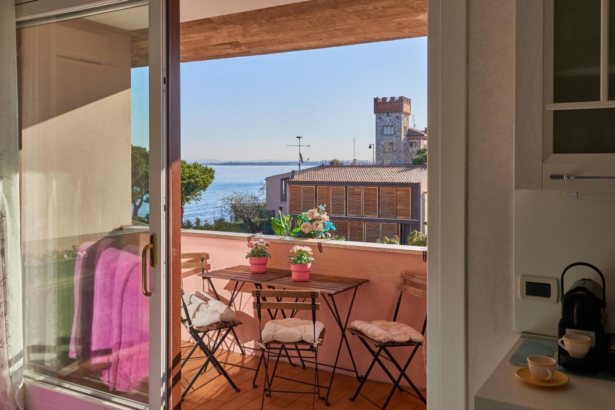Garda Blue Lake Home Luxury Appartment Desenzano del Garda Exteriér fotografie